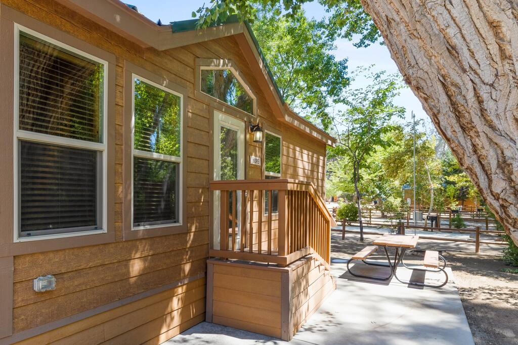 Riverside Cabin at KRS Campground (Cabin 4) — Kernville, CA — vacation rental