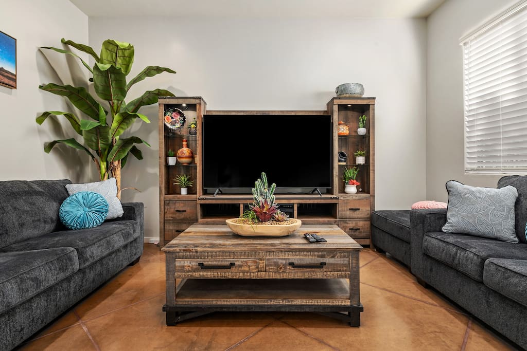 Tucson Oasis | Near UA & Gem Shows — Tucson, AZ — vacation rental