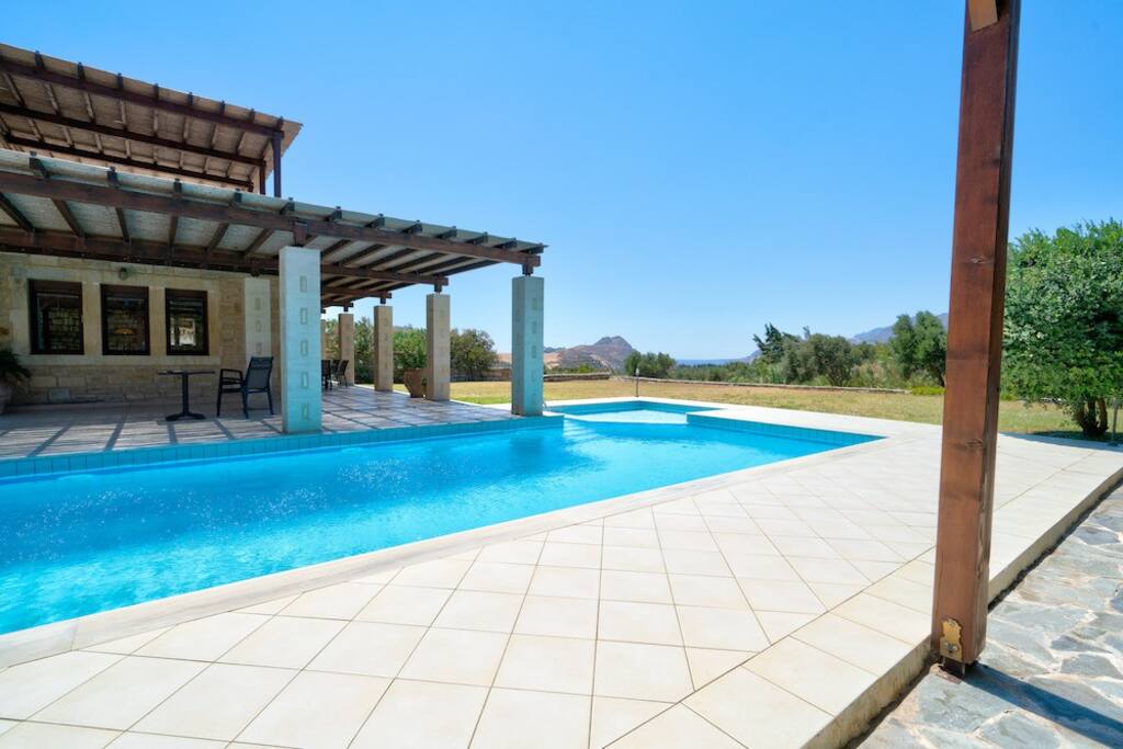 Villa Helios — Foinikas — vacation rental
