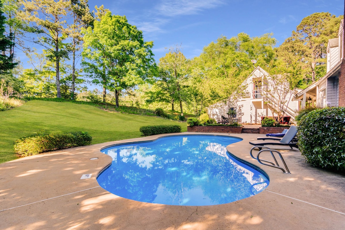 Conyers pool retreat, sleeps 10 view 5