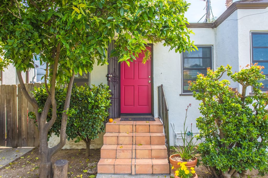 Charming Cottage With Grassy Yard And Citrus Trees - Cozy Urban Retreat - 샌디에고