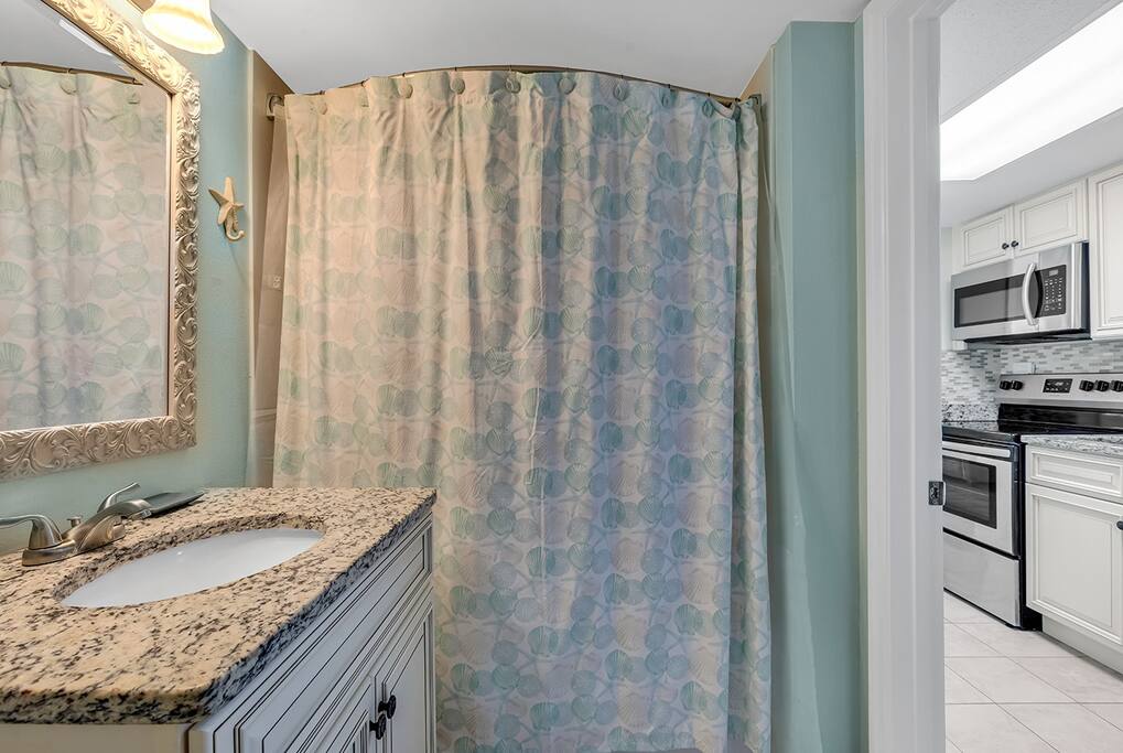 Spacious Oceanfront Condo Bay Watch 1138 | Photo 12