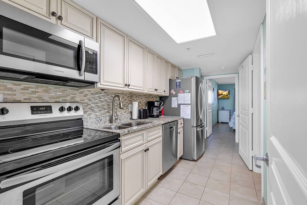 Spacious Oceanfront Condo Bay Watch 1138 | Photo 13