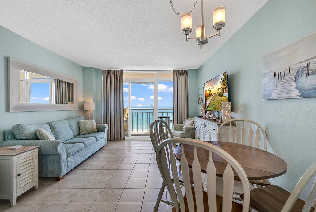 Spacious Oceanfront Condo Bay Watch 1138 | Photo 15