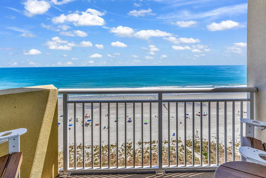 Spacious Oceanfront Condo Bay Watch 1138 | Photo 4