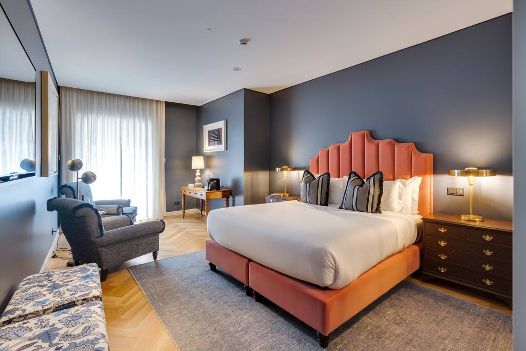 Portie Deluxe Suites #11 — Porto, Porto — vacation rental