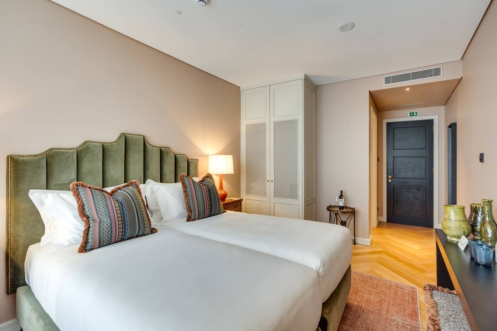 Portie Deluxe Suites #22 — Porto, Porto — vacation rental