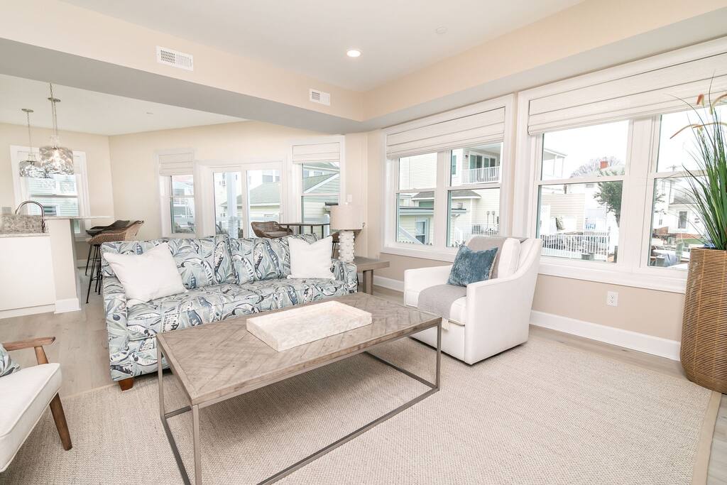 Bayside Splendor - 3BR, 3BA/ boat slip — Ocean City, MD — vacation rental