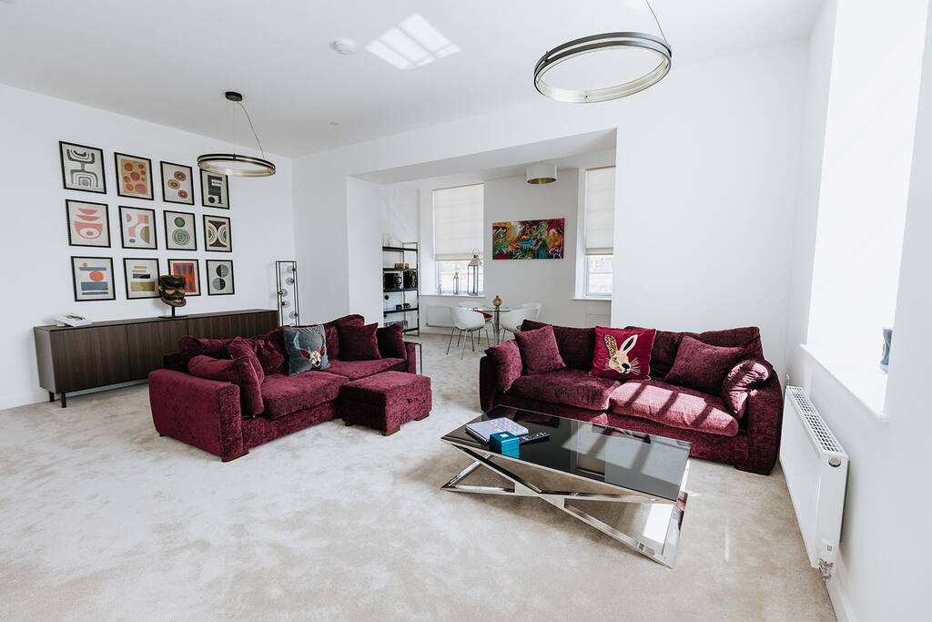 Grade 2 Listed Property with a Beautiful Design