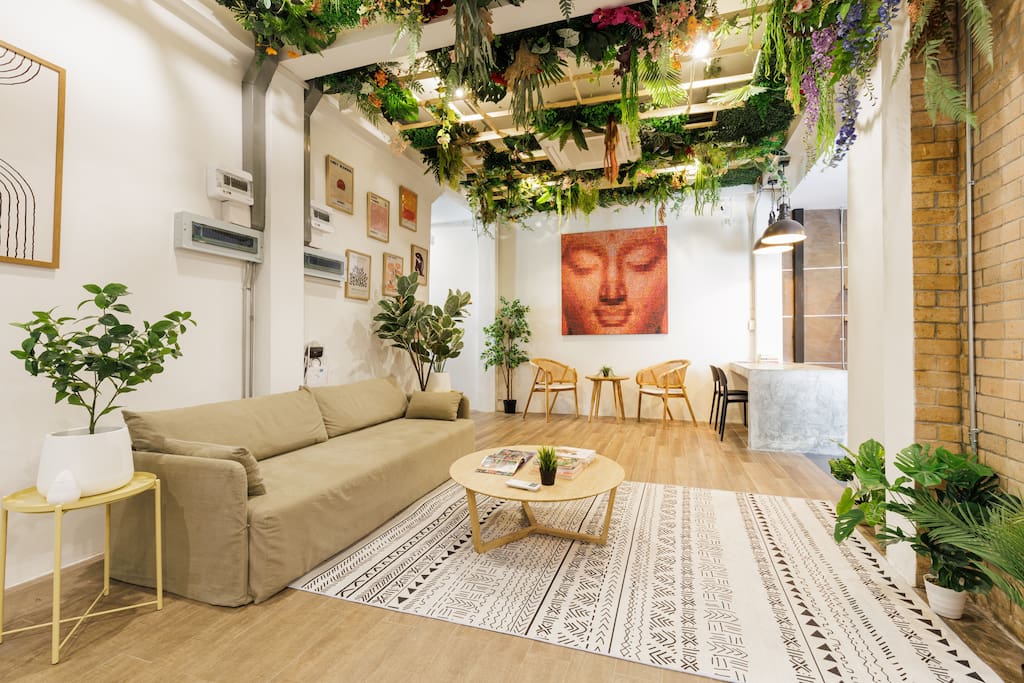 Wabi-sabi Double King 3 Min 2 Station | Globenest - Thailand