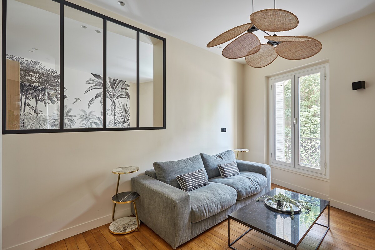 Elegant and modern apartment Eiffel Tower — Paris, Île-de-France — vacation rental