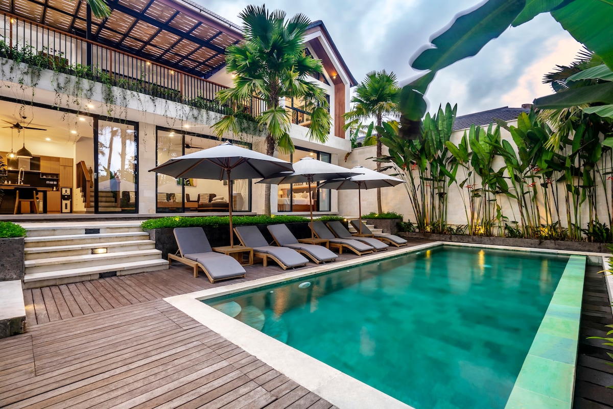 Villa Vanila: Tropical 3BR w/Infinity Pool in Ubud — Ubud, Bali — vacation rental