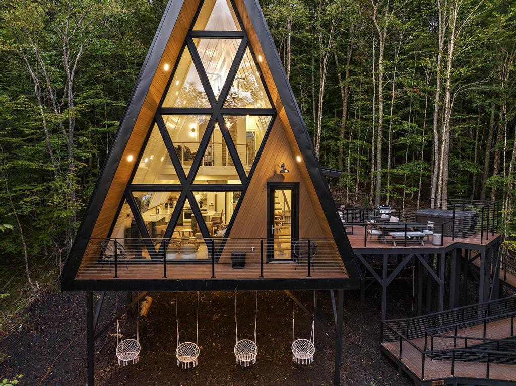 Sky-High A Frame Retreat Hottub & EV charging — Beech Mountain, NC — vacation rental