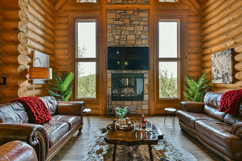 Eagle's Nest CITQ 271666 — Mont-Blanc, QC — vacation rental