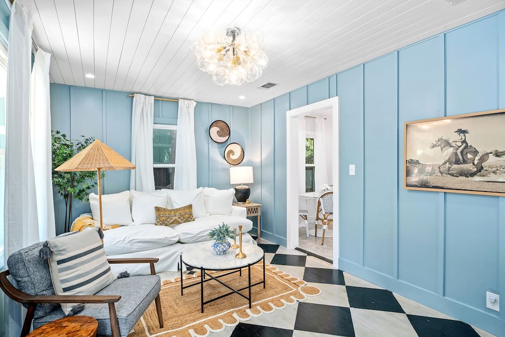Idle Wild Cottage - Hot Tub & Fire Pit — Fredericksburg, TX — vacation rental