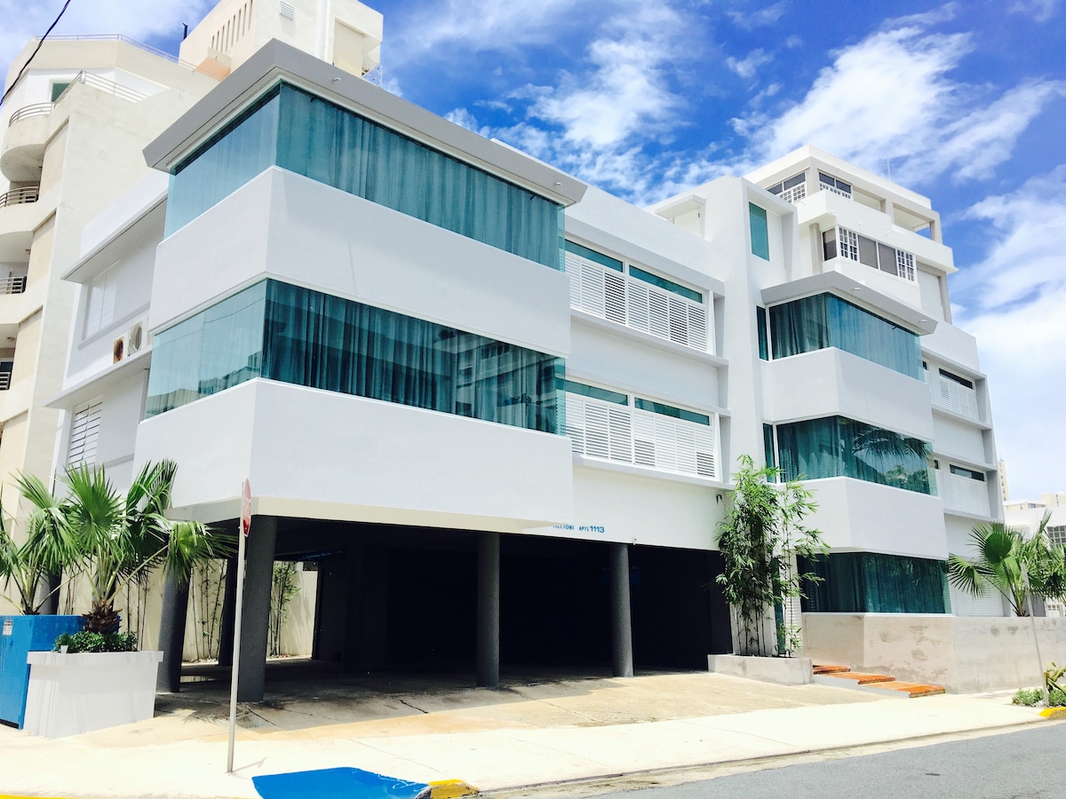 4BR | Walk to Condado Beach | Wi-Fi | Parking