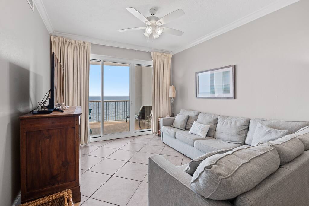 Gorgeous Gulf Views|Beachfront|Island Royale|Pools — Gulf Shores, AL — vacation rental