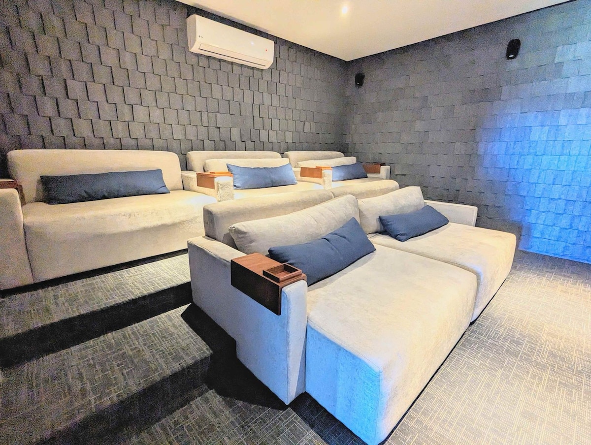 Casa Capricho 5BR Villa in Ventanas Golf Community 14