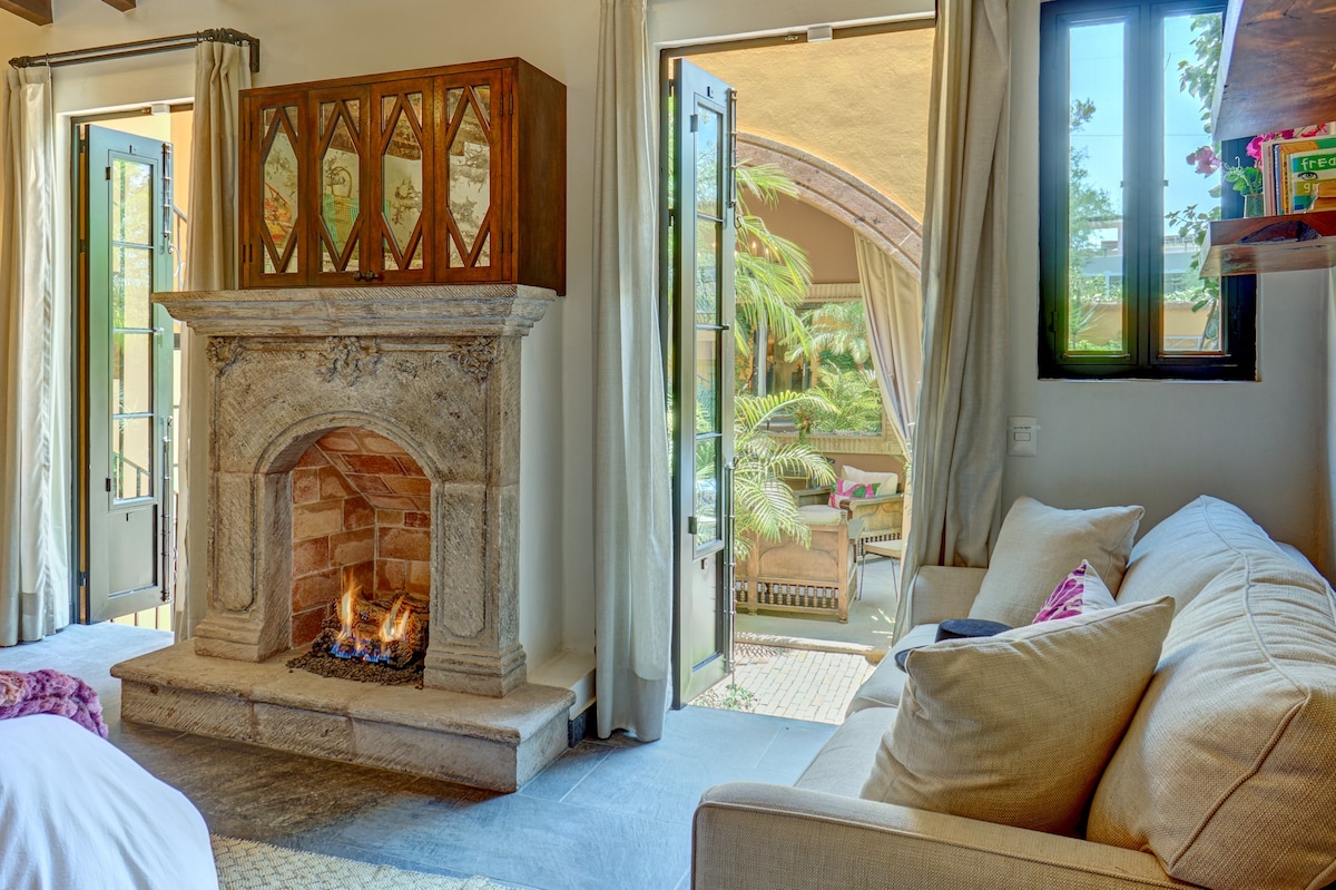 Casa Zaca, 3BR Centro Home with Rooftop & Garden 24
