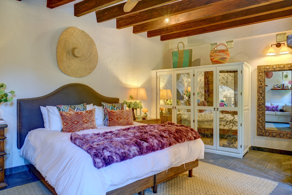 Casa Zaca, 3BR Centro Home with Rooftop & Garden 26