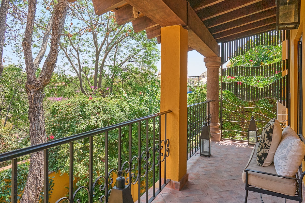 Casa Zaca, 3BR Centro Home with Rooftop & Garden 38