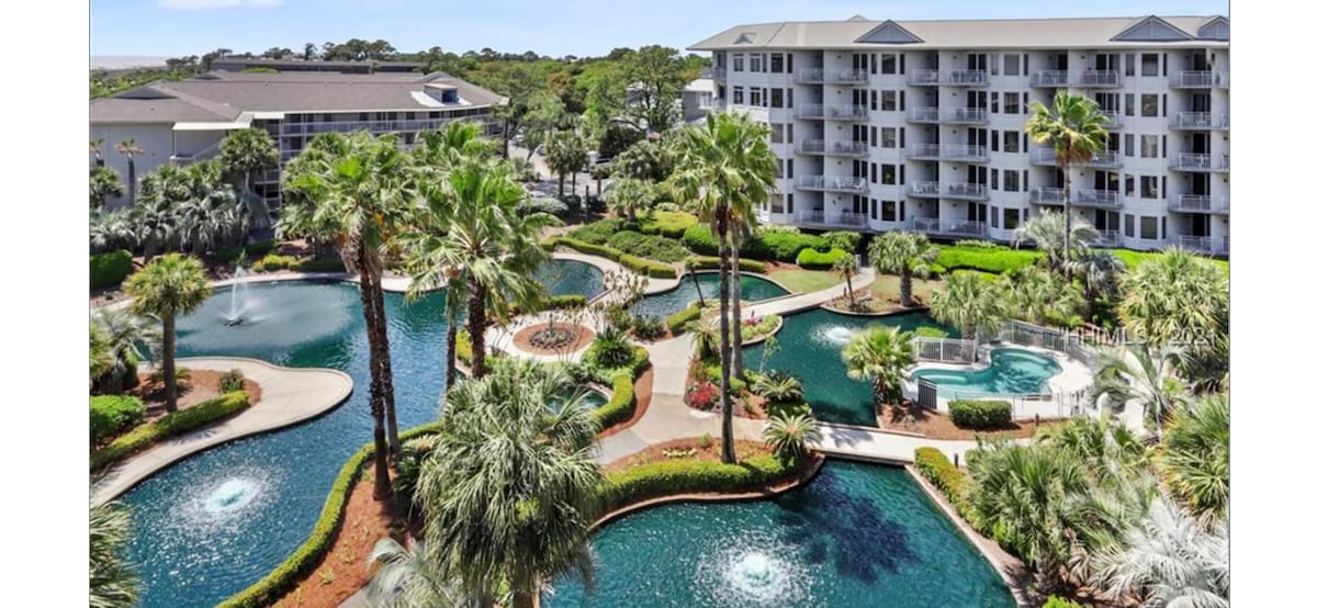 Seacrest Villa Oceanfront Resort 2 bed 2 bath steps to the beach