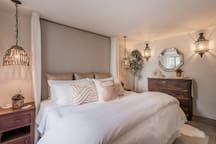 Luxury King Bedroom with Hotels Linens