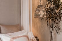 Luxury King Bed with Hotel Linens