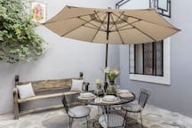 Outdoor Dining and Patio