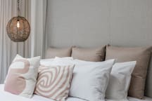 Luxury Hotel Bed Linens