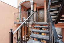 Outdoor stairwell