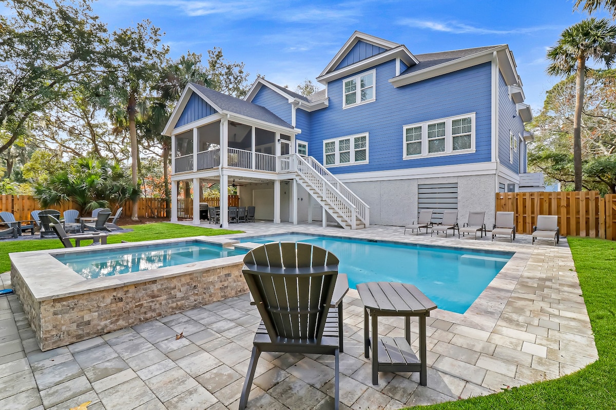 Fabulous S Forest Beach 7 bedroom 6.5 baths with private pool and spa.  4 minute walk to the beach!