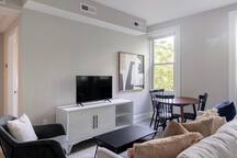 Penthouse 1br + office on red line (#402) — District of Columbia, DC — vacation rental