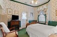Historic Victorian Guest Suite • Quiet Stay • Walk to Downtown Bonham — Bonham, TX — vacation rental